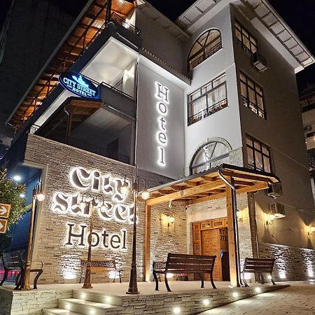 City Street Hotel Gjirokastra Kültér fotó