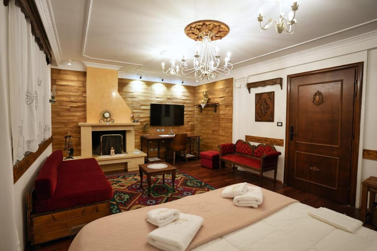 City Street Hotel Gjirokastra Kültér fotó
